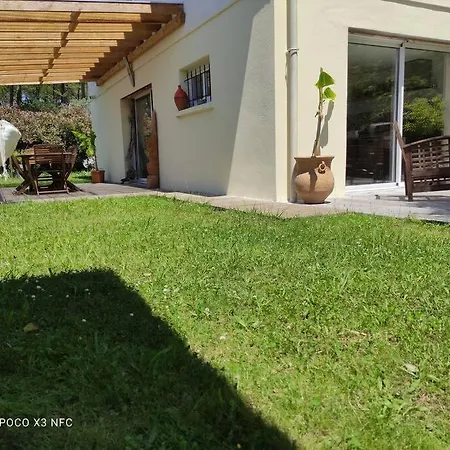 Maison Climatisee 8 Personnes Petite Piscine A 1300m De La